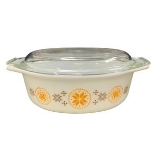 Vintage Pyrex Town & Country Orange & Gold Casserole Dish with Lid 1 1/2 quart